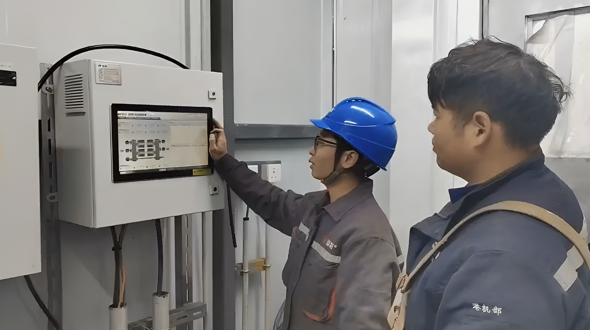 設(shè)備運維數(shù)據(jù)驅(qū)動，微特大連華銳卸船機狀態(tài)監(jiān)測系統(tǒng)順利驗收